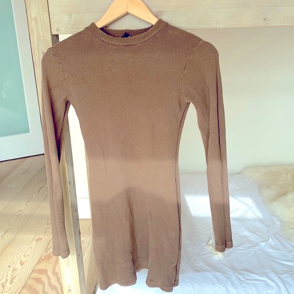 MONROW S Olive long too or dress♥️ worn once♥️ - Picture 1 of 7